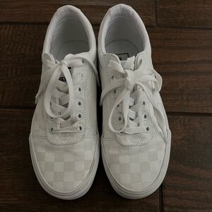 White vans